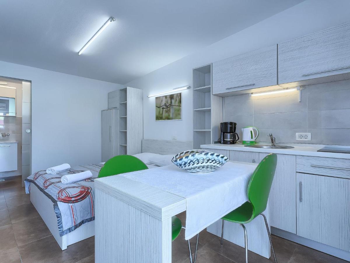 Apartment Nika-9 Umag Bagian luar foto