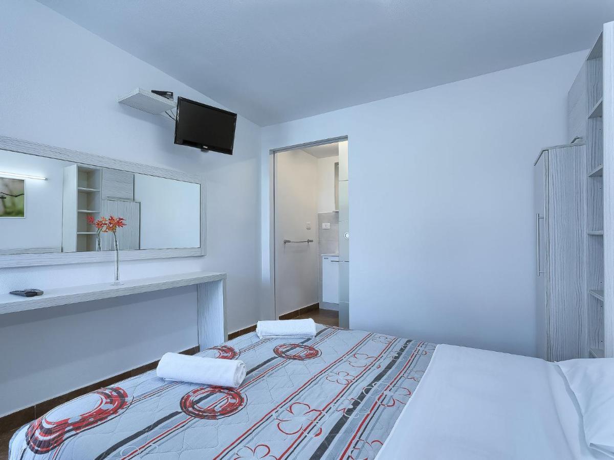 Apartment Nika-9 Umag Bagian luar foto